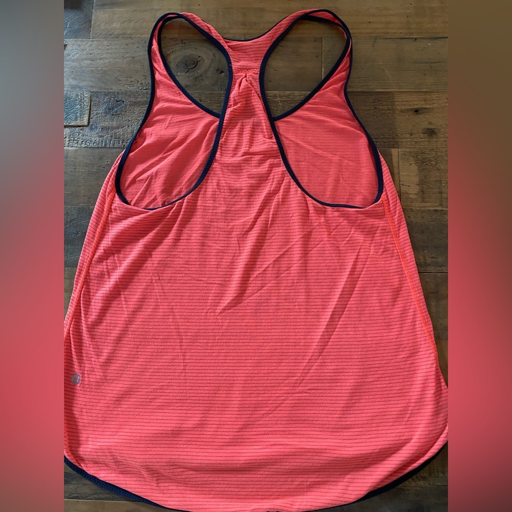 Lululemon Tank - Picture 2 of 4